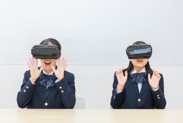 VRを使う学生